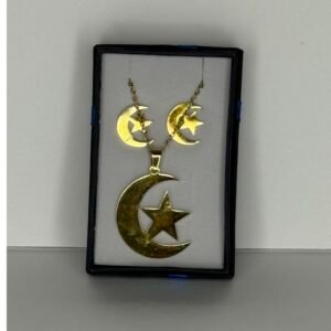 The Moon Earring Set is a dreamy, celestial‑inspired collection designed for anyone who loves jewelry with a touch of magic and mystery.