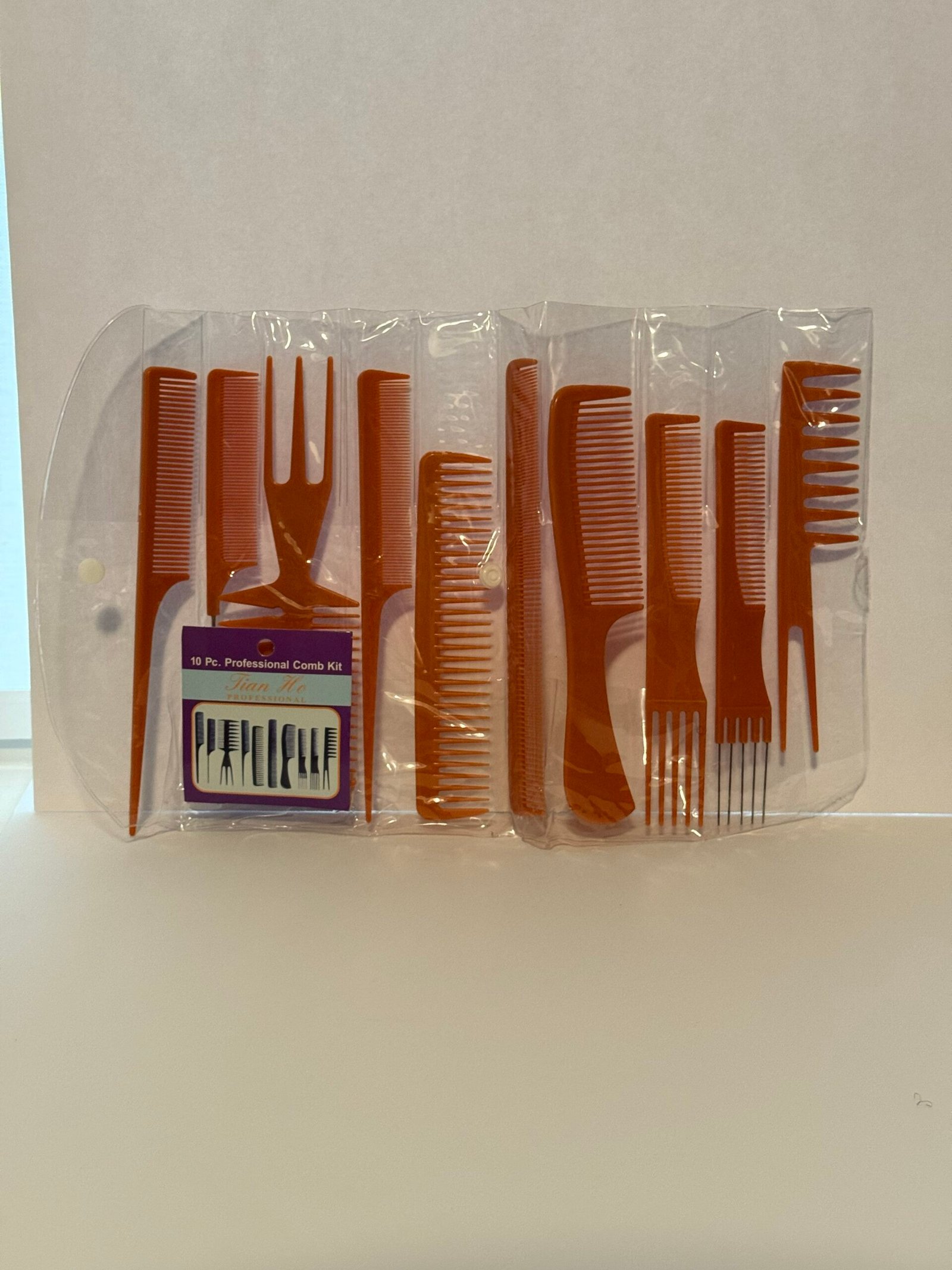 A professional comb kit is an essential, all‑in‑one styling set designed for barbers, hairstylists, and anyone who wants salon‑quality results at home.